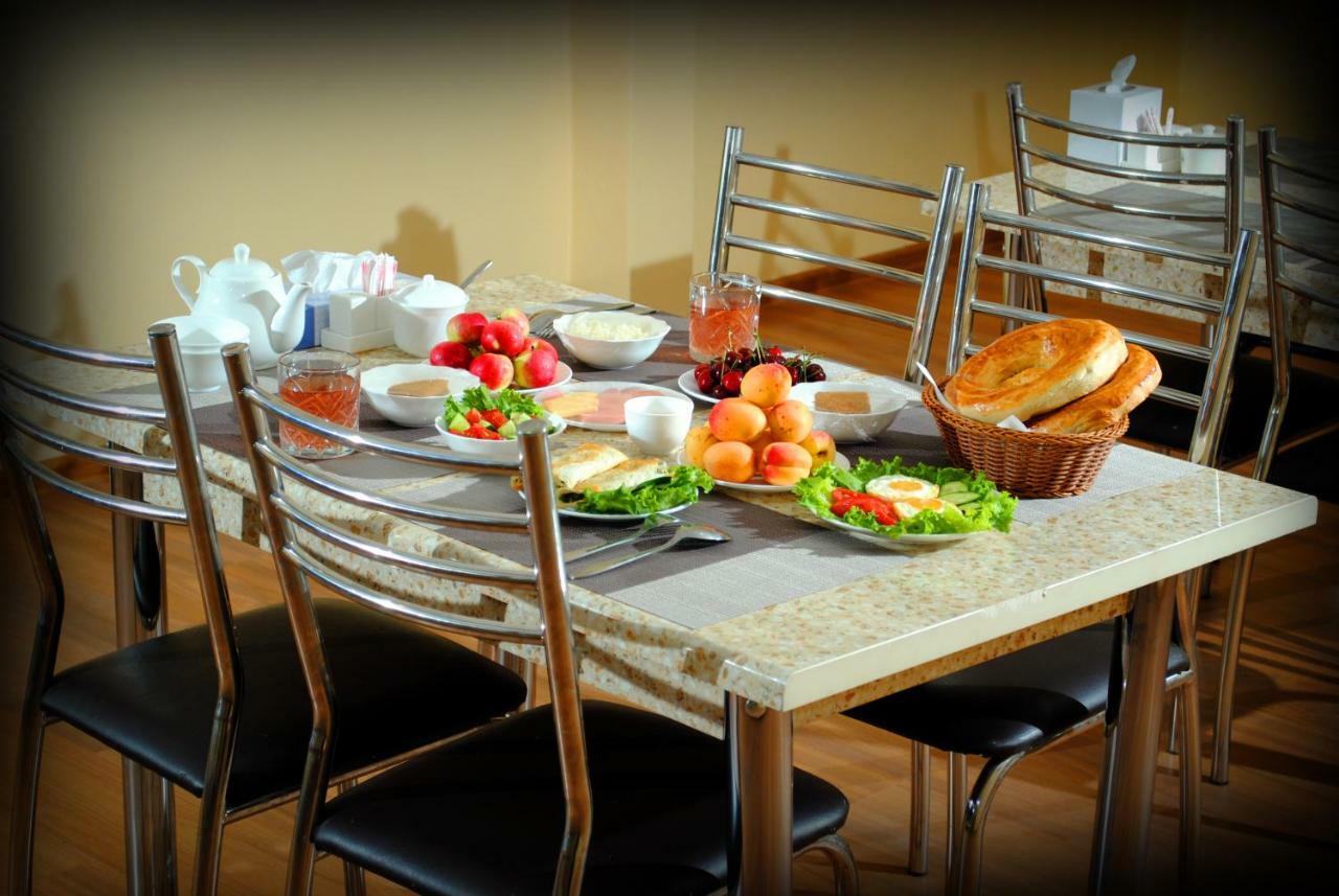 Chinor Garden Hotel - Free Airport Pick-Up And Drop-Off Taszkent Zewnętrze zdjęcie
